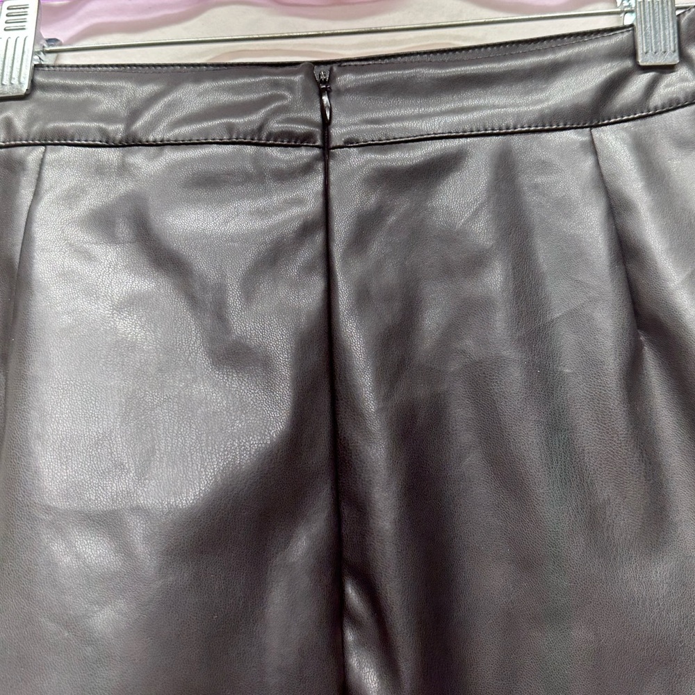 Shein Black Leather Mini Skirt Size Large - Picture 8 of 9